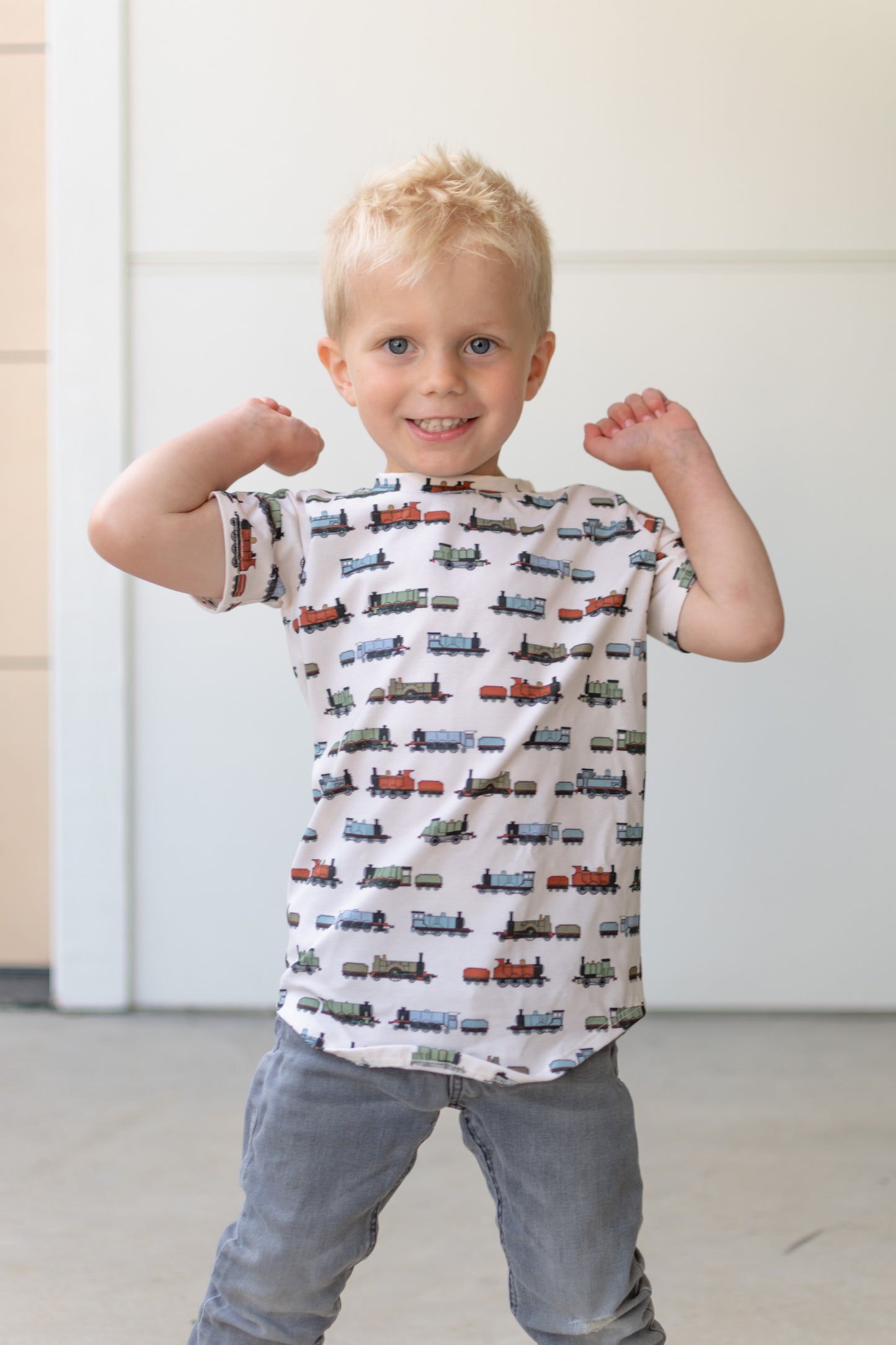 Train T-shirt