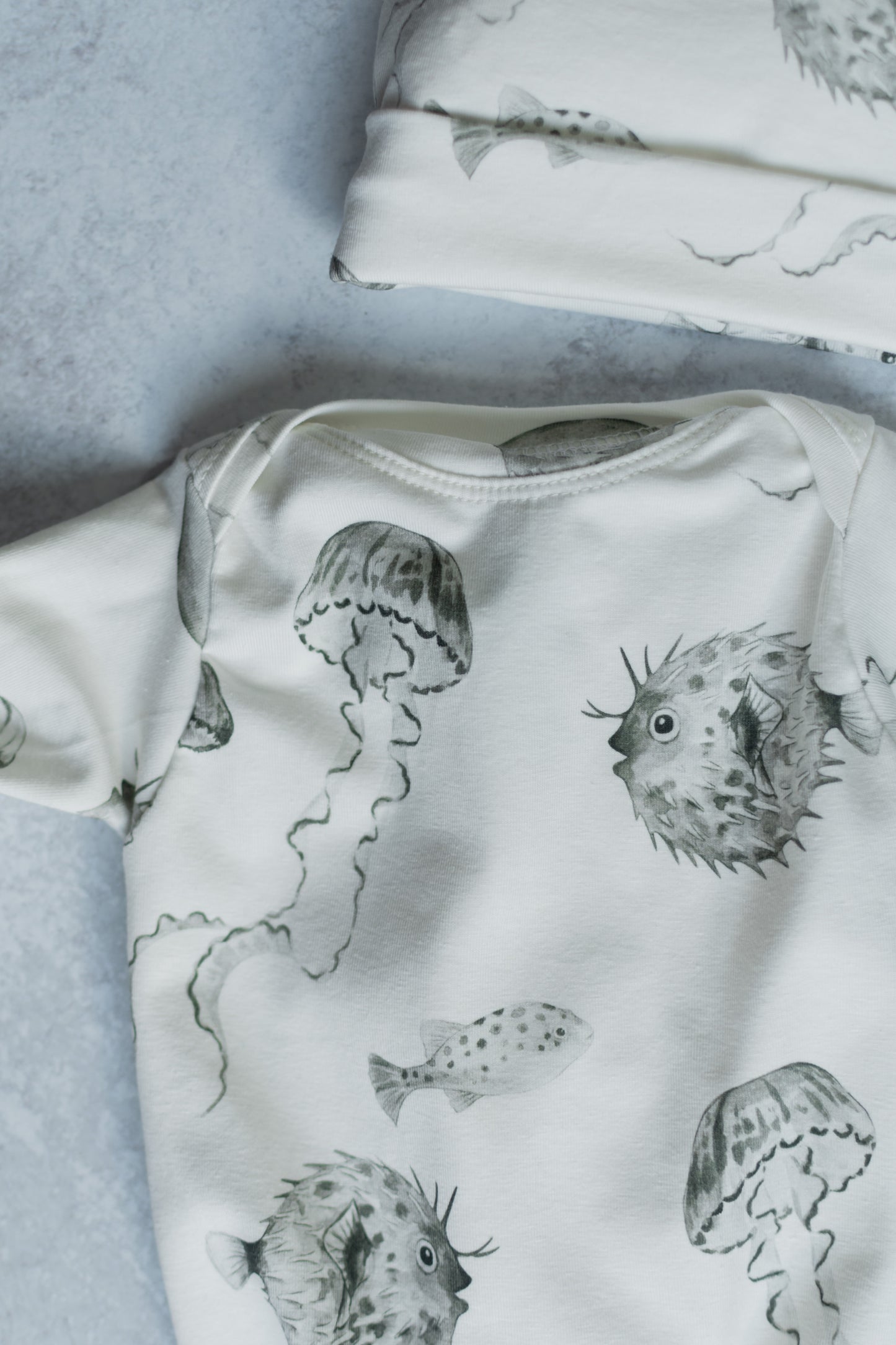 Jellyfish Baby Knotted Gown and Hat Set