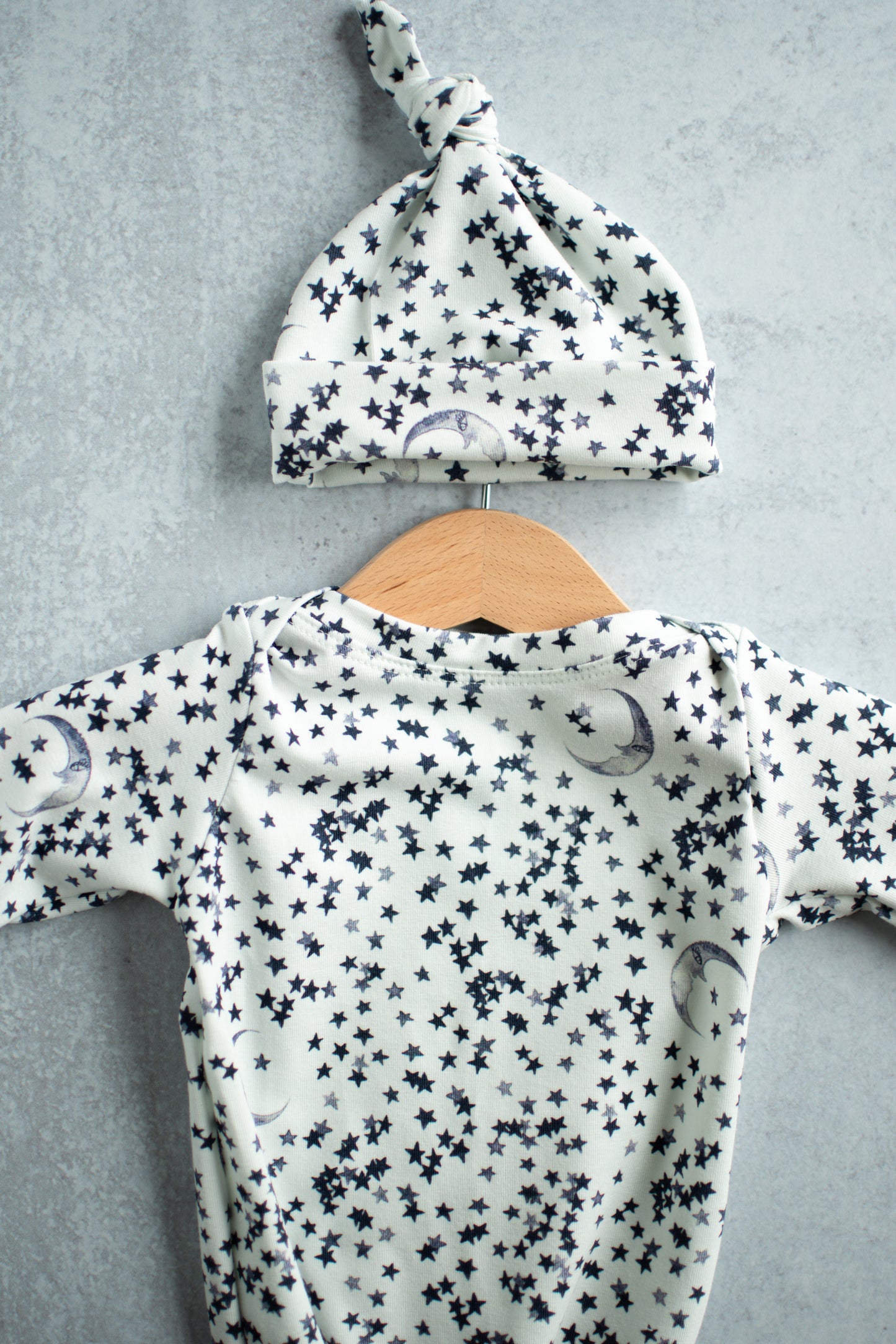 Moon and Star Baby Knotted Gown and Hat Set Blue