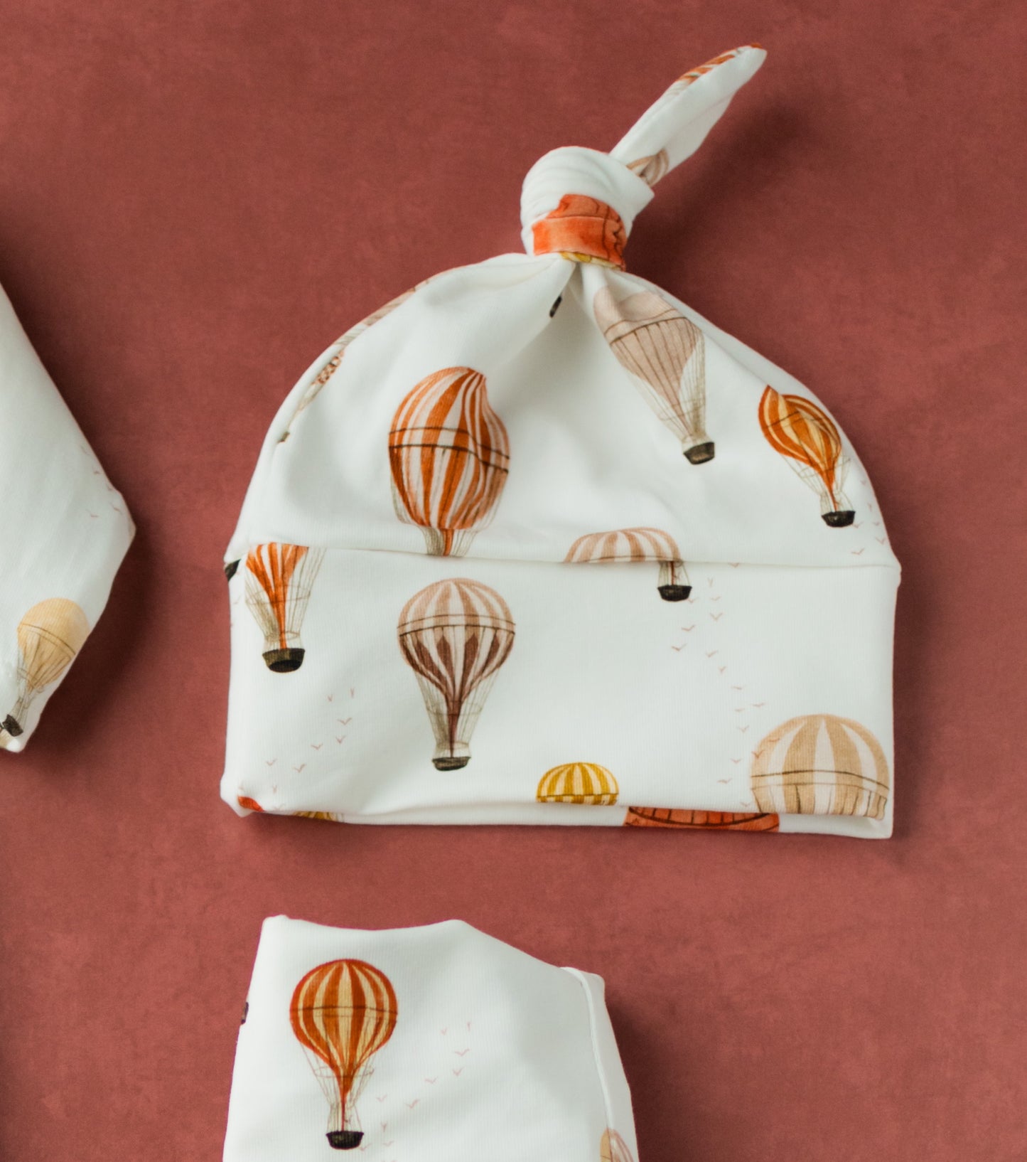 Hot Air Balloon Baby Outfit Set Pants Shirt Hat and Mittens