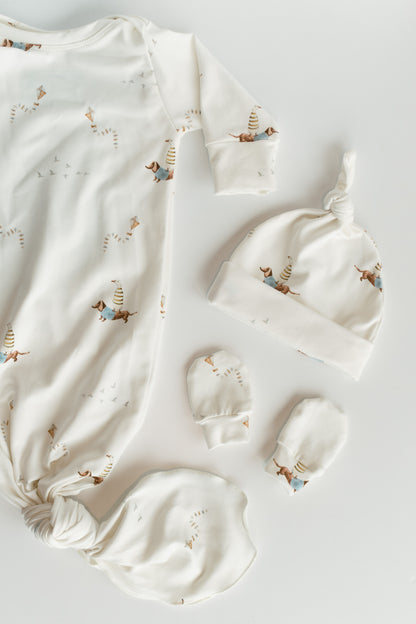 Organic Newborn Knotted Gown & Hat Set | Handmade in USA | OEKO-TEX Baby Clothing | Duck Dachshund Print