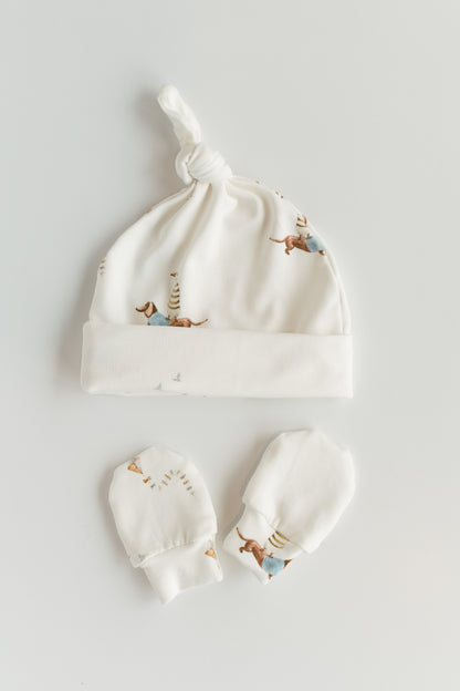 Organic Newborn Knotted Gown & Hat Set | Handmade in USA | OEKO-TEX Baby Clothing | Duck Dachshund Print