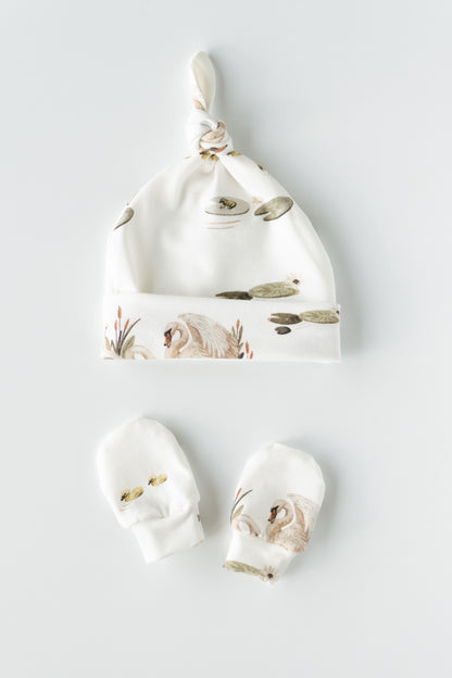 Organic Newborn Knotted Gown & Hat Set | Handmade in USA | OEKO-TEX Baby Clothing | Swan Print