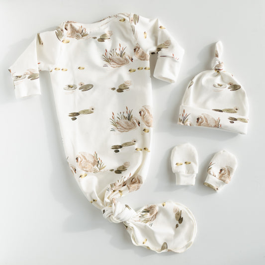 Organic Newborn Knotted Gown & Hat Set | Handmade in USA | OEKO-TEX Baby Clothing | Swan Print